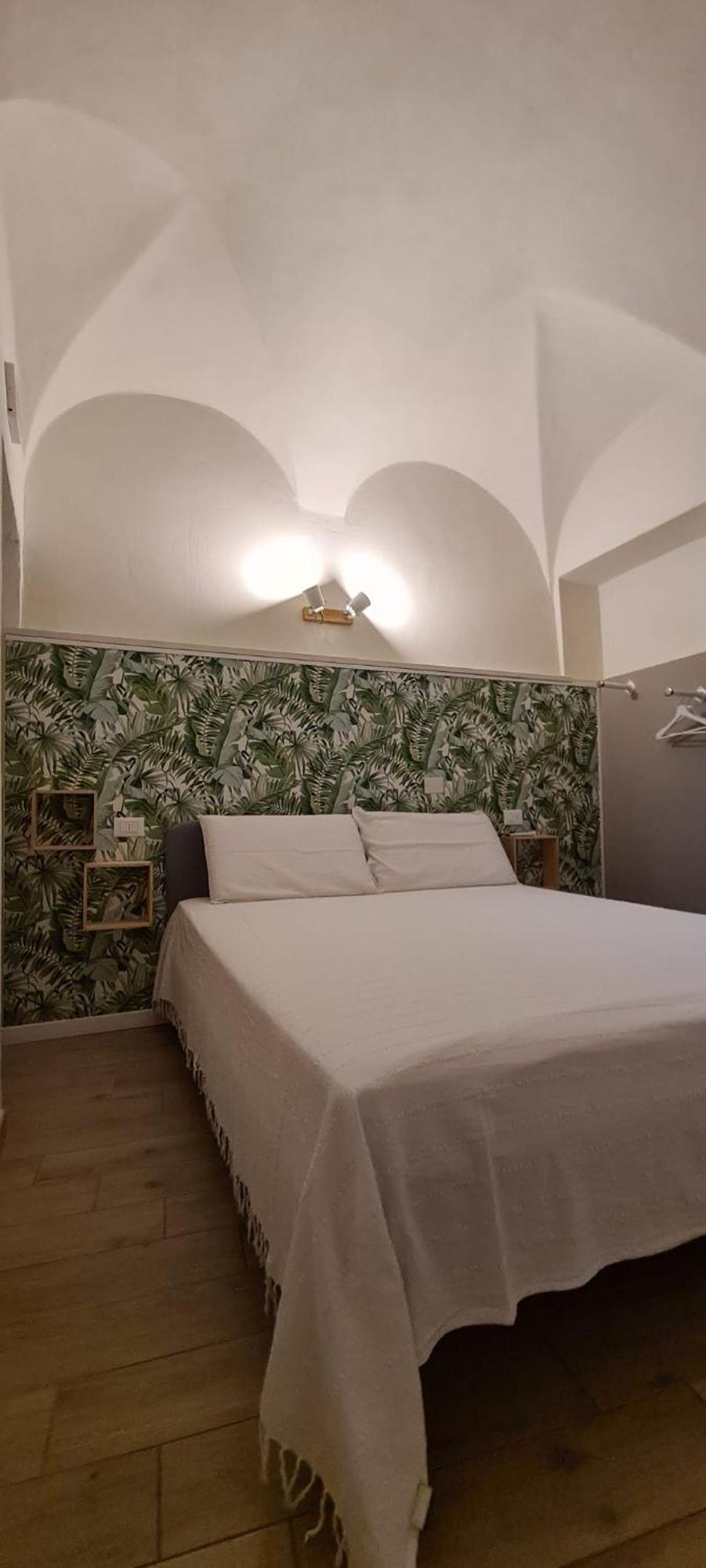 Casa Dritta Lägenhet Bordighera Exteriör bild