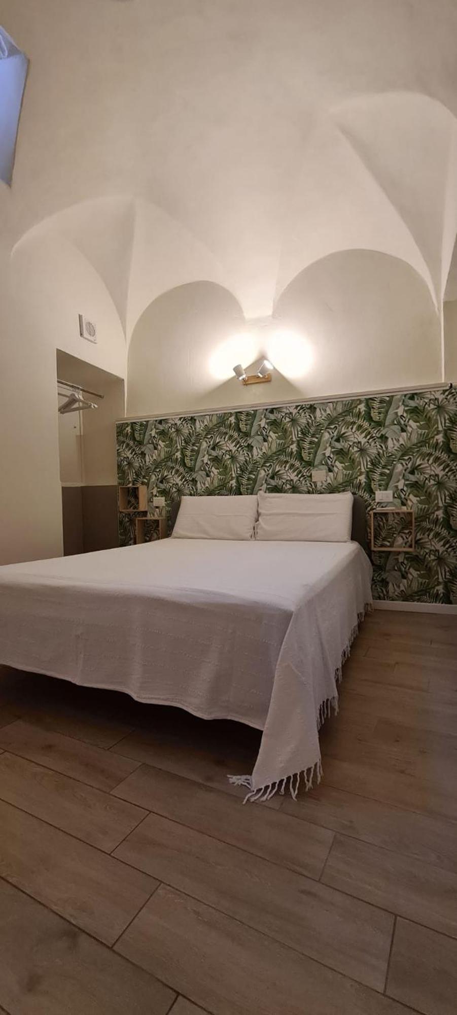 Casa Dritta Lägenhet Bordighera Exteriör bild